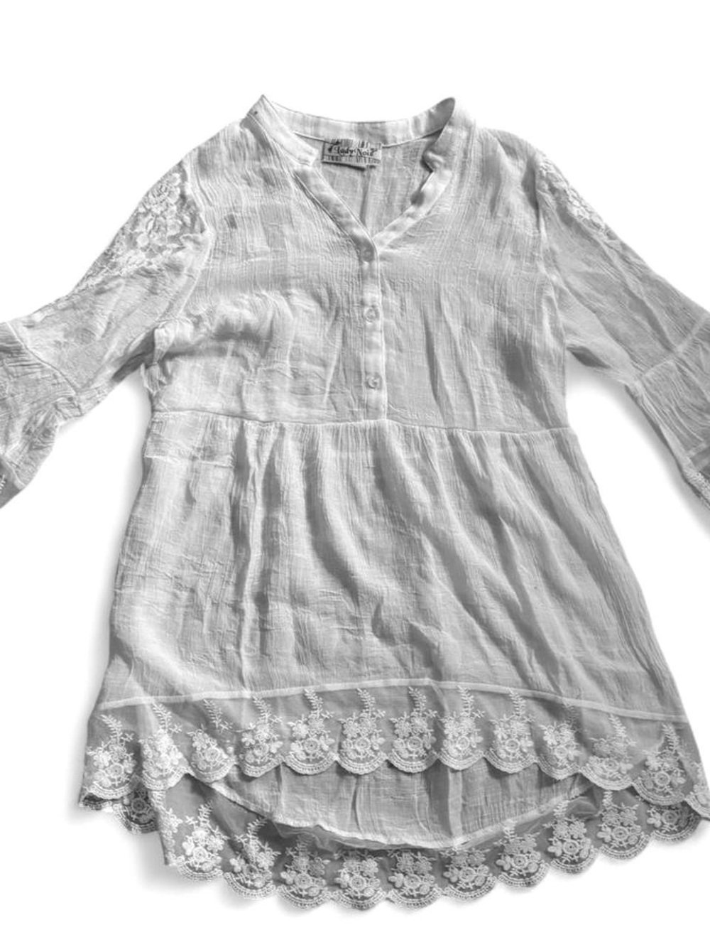 Lady Noiz White Lace-Trim Tunic Blouse
